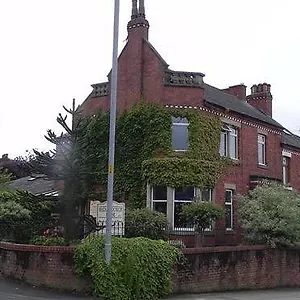 Marlborough House Hotel